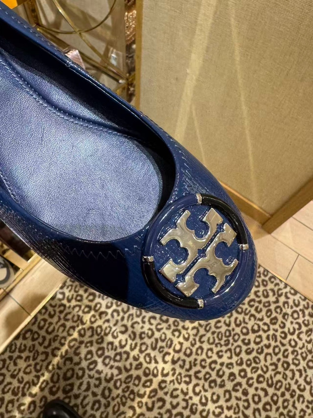 Tory Burch ballet - Picture 2 of 3